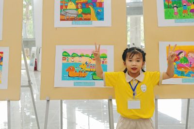 ? TRẺ MẦM NON BÌNH THANH HÁO HỨC LUYỆN TẬP DỰ THI “GIẢI THƯỞNG MỸ THUẬT THIẾU NHI TỈNH QUẢNG NGÃI” NĂM 2025 ?