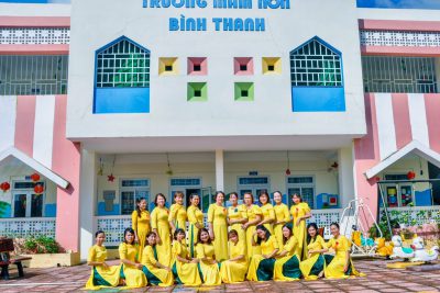 TẬP THỂ TRƯỜNG MẦM NON BÌNH THANH HƯỞNG ỨNG TUẦN LỄ ÁO DÀI